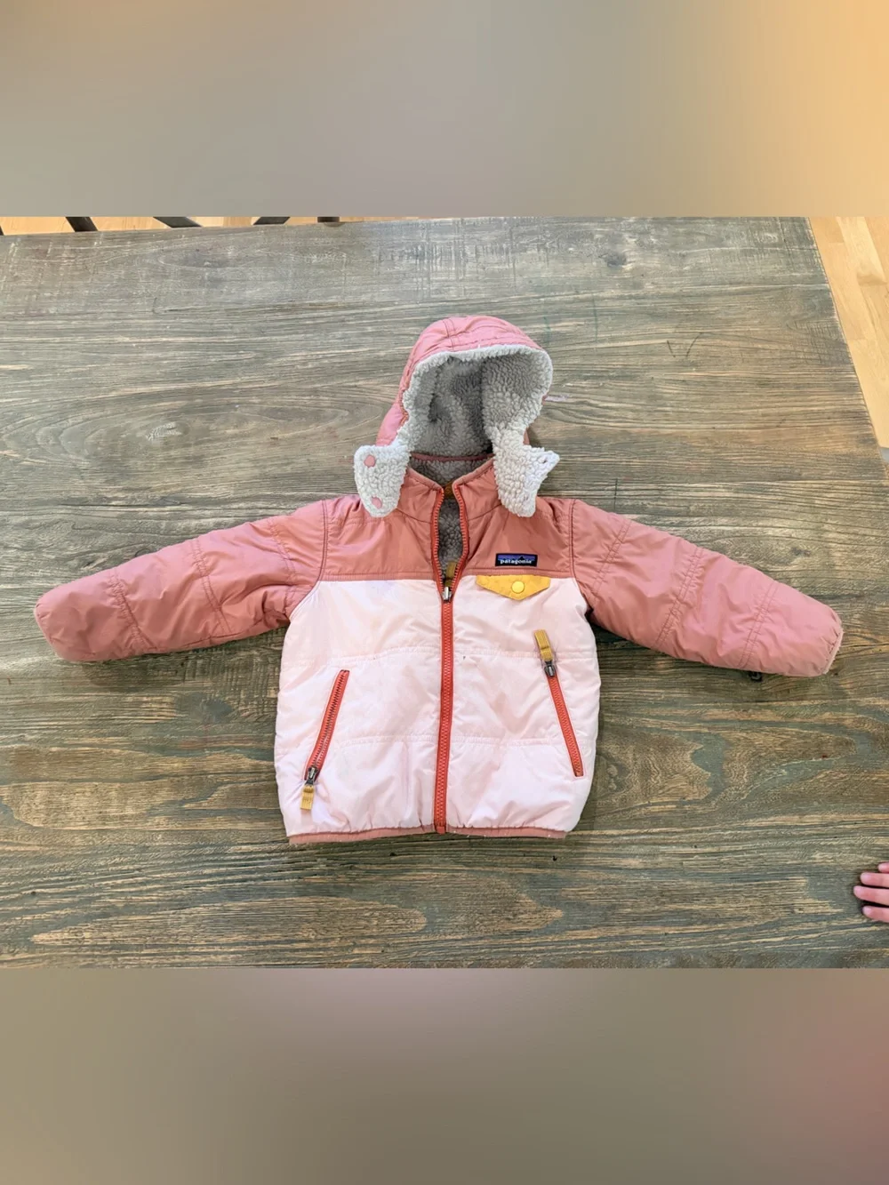 Patagonia Kids Puffy Jacket in Light Pink and Dusty Rose